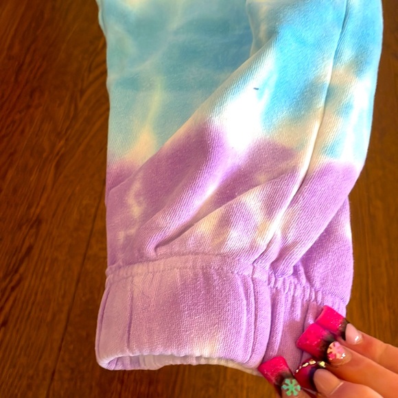 Forever 21 Tie-Dye Sweatpants ๐๐๐ - Picture 3 of 7